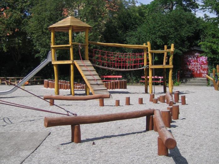 Brønshøjparken legeplads – Legeplads i Brønshøj