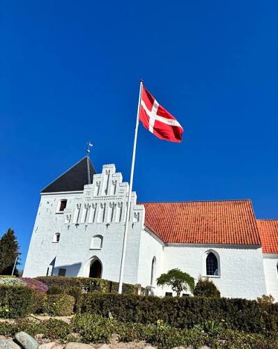 Skejby og Lisbjergs Sognegård – Babysalmesang i Aarhus