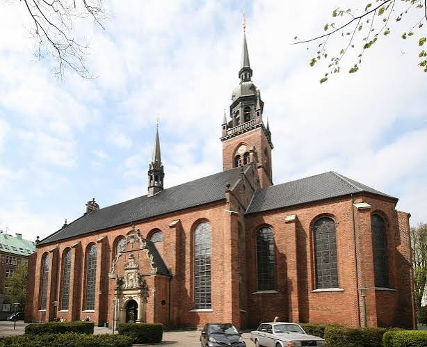Helligaandskirken – Babysalmesang i København