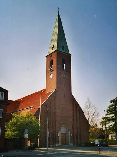 Helleruplund Kirke – Babysalmesang i Hellerup