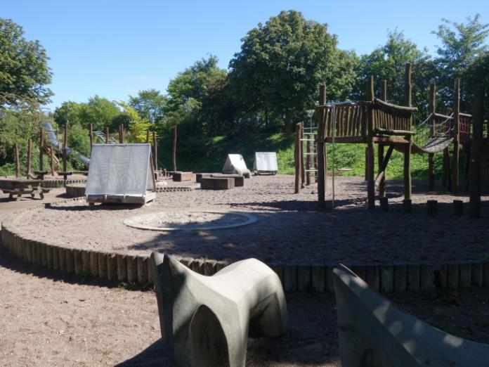 Legepladsen på Kastrup Fort – Legeplads i København